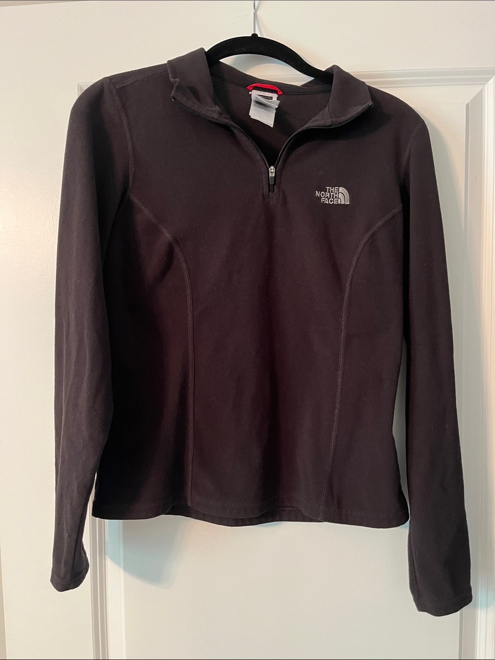 The North Face Women's Black Half-Zip Fleece Pullover